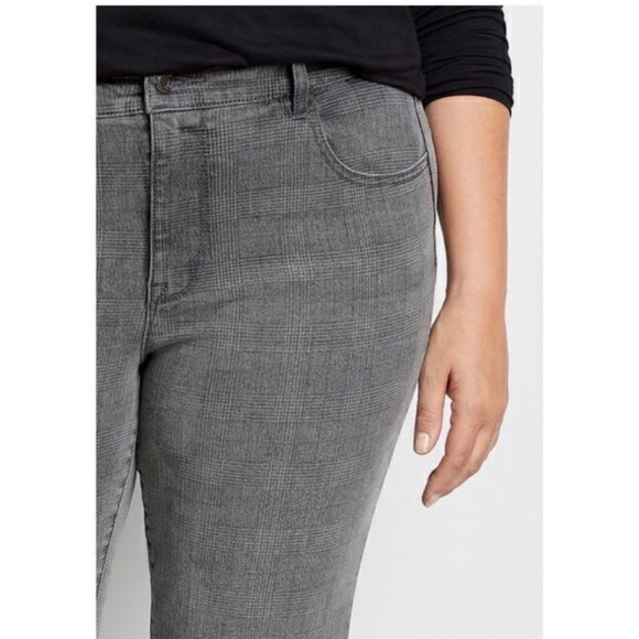 NEW Maurice’s 24 Long Plus Size DenimFlex High Rise Gray Plaid Print Jeggings - Picture 3 of 11
